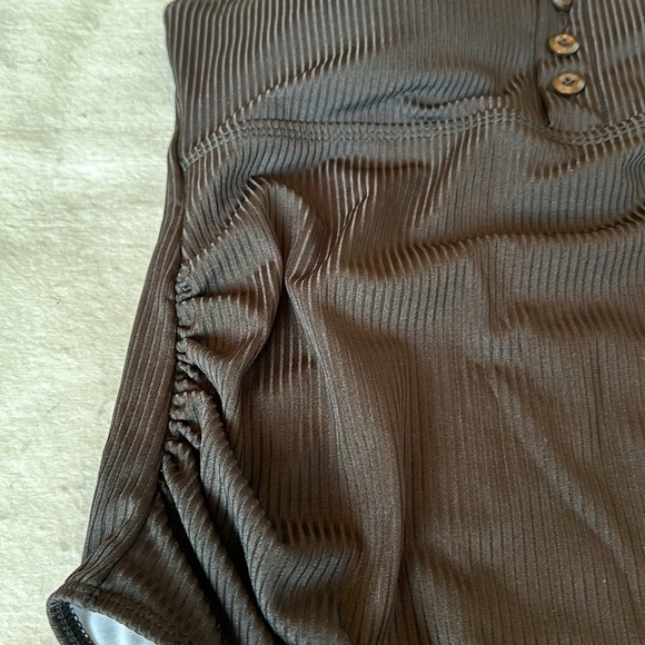 NWOT Black Ribbed One Piece Swimsuit - Picture 4 of 8